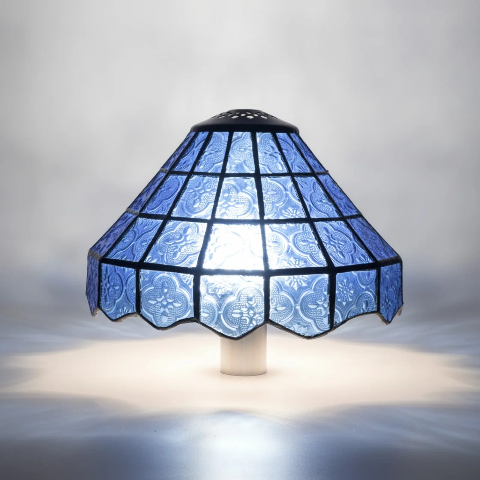 Abat-jour Feuille d'Érable Verre Bleu 8"