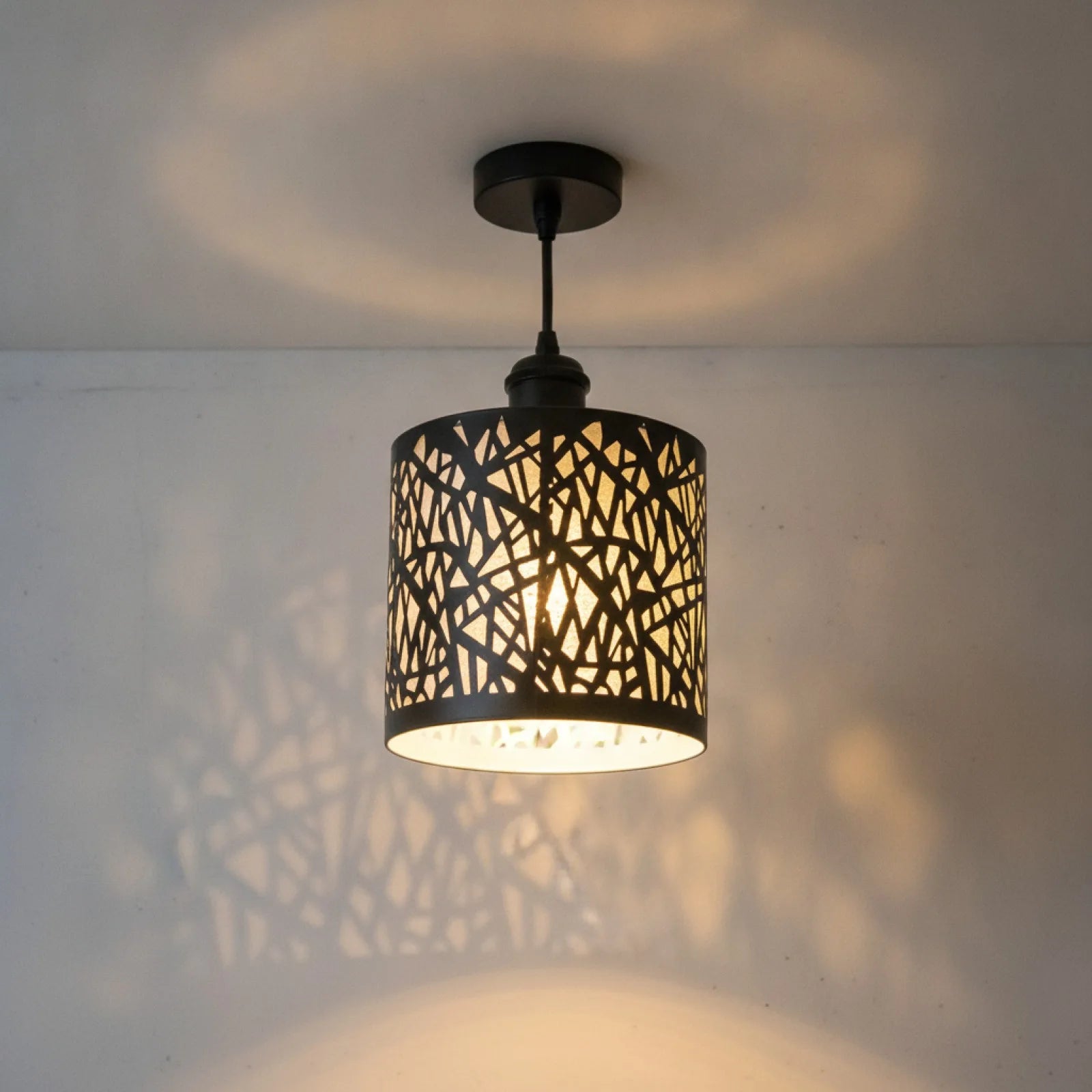 Abat-Jour Métal Design Creux Noir Translucide